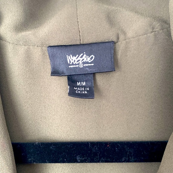 Mossimo Women’s Olive Green Blouse - Picture 9 of 9